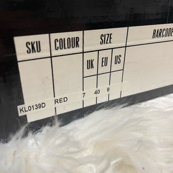 Red Casual Heels 👠 - Picture 6 of 6